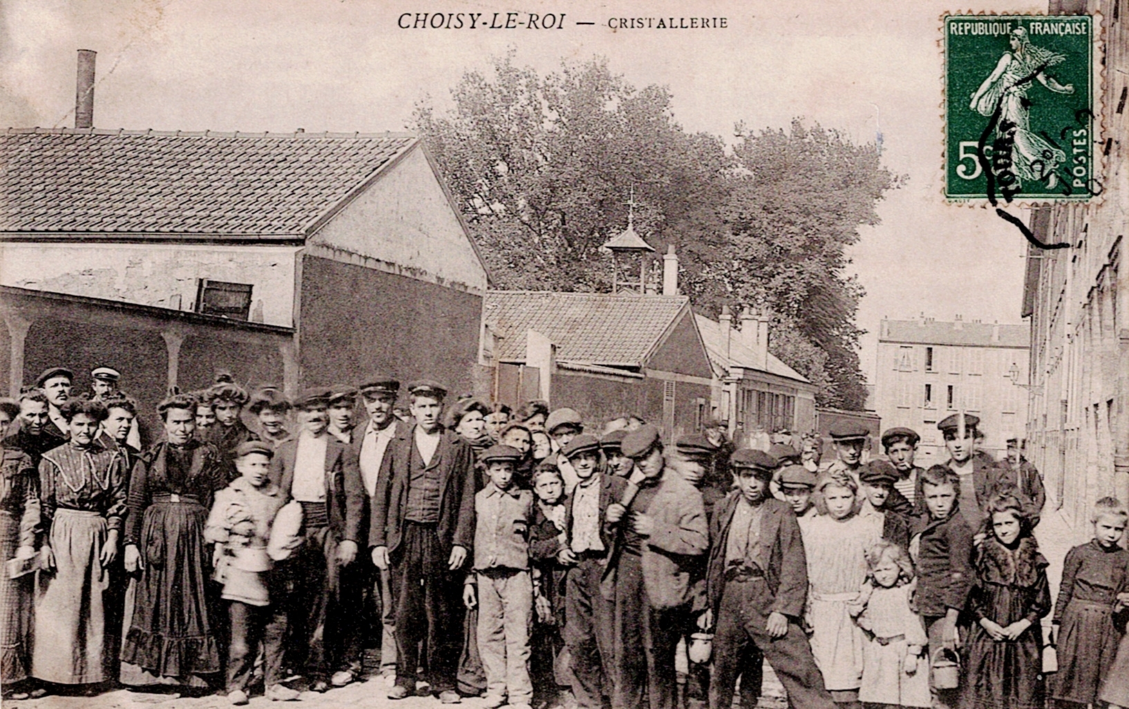 Cristallerie de Choisy-le-Roi, au début du XXe siècle.