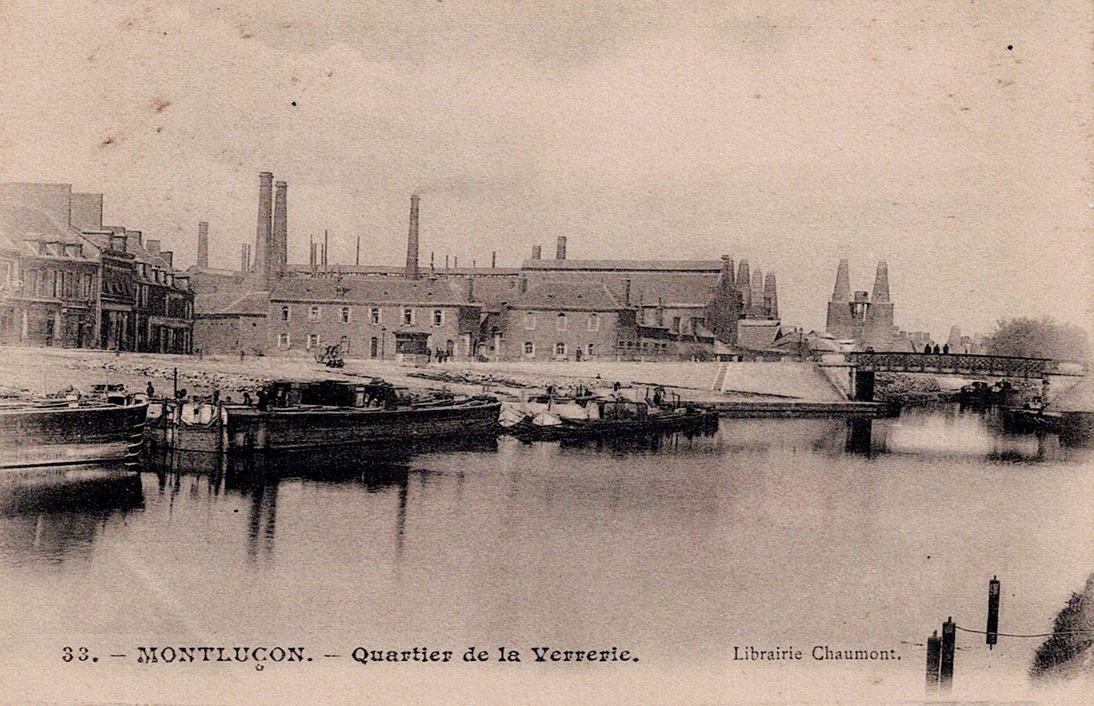 Montluçon, quartier de la verrerie, vers 1900. © Collection privée Arnaud Balandras.
